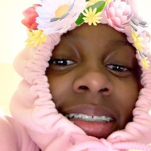 Meet your Posher, Angelica